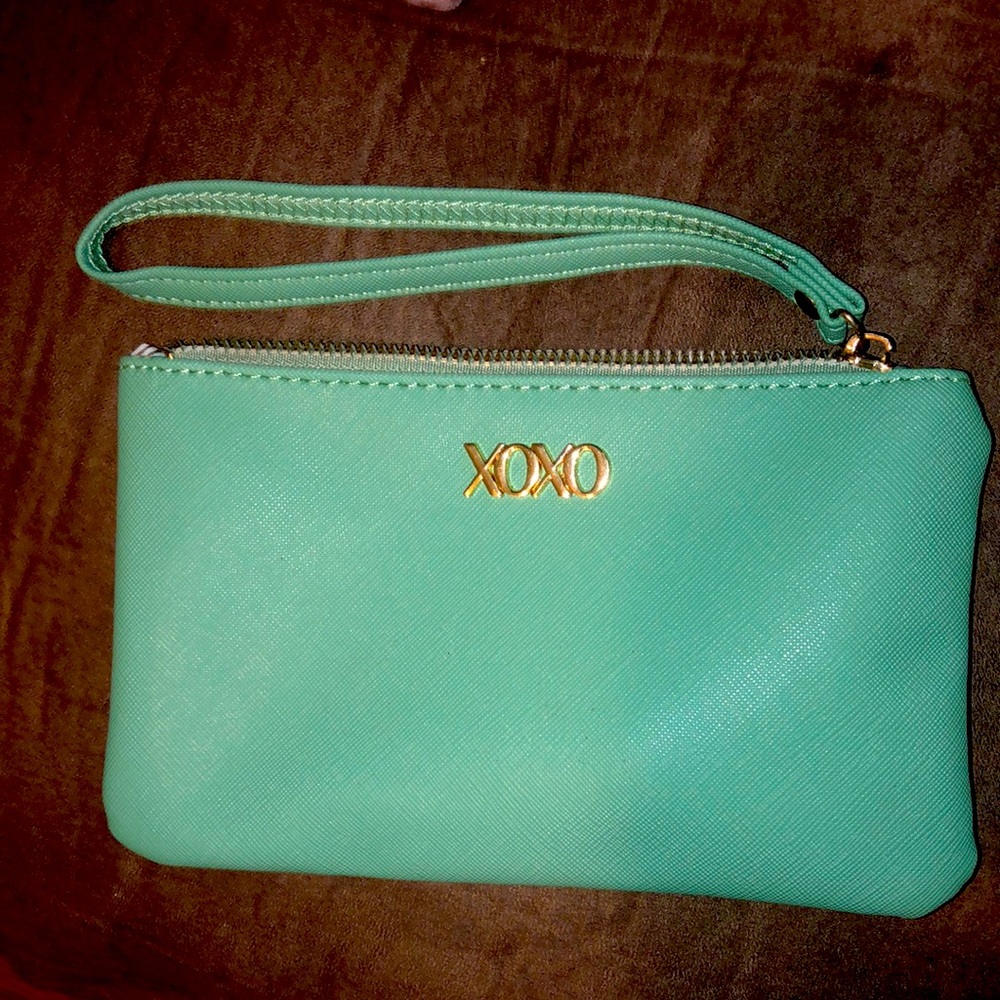 Xoxo wristlet